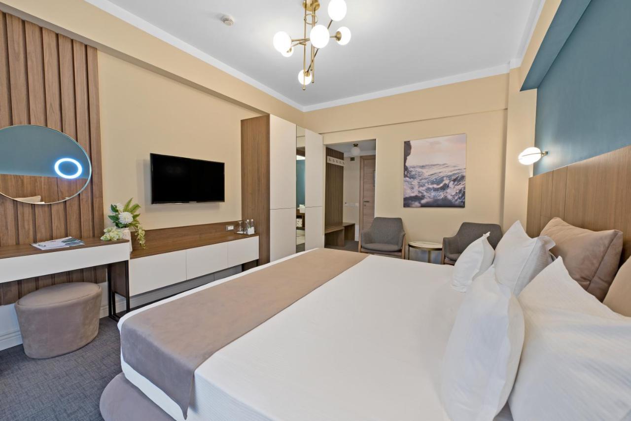 Hotel Oxford Mamaia Exterior foto